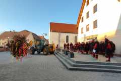 550a8224-07e1-418f-905d-1d1598bd5206